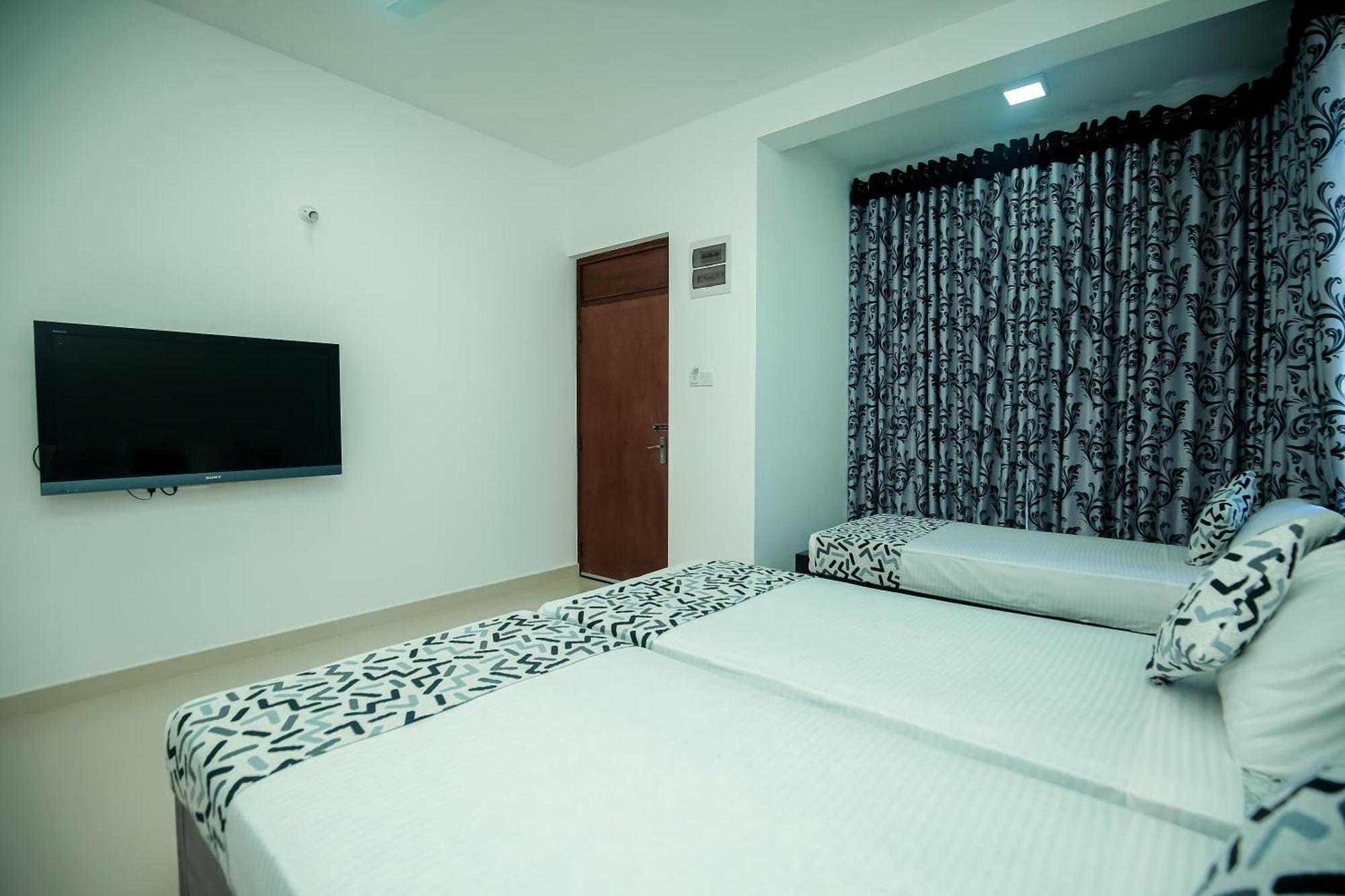 Roabaa Guesthouse باتيكالوا الغرفة الصورة